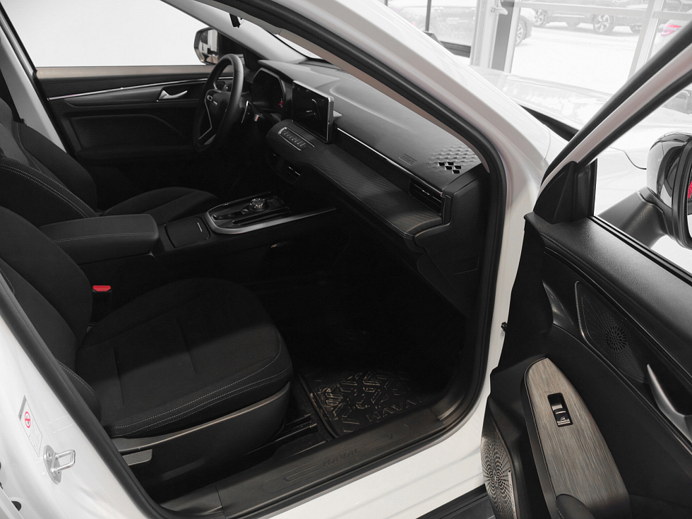 Haval Jolion Оптимум, белый