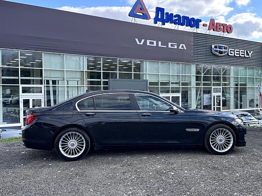 BMW 7 серии, 2013 года, пробег 126042 км
