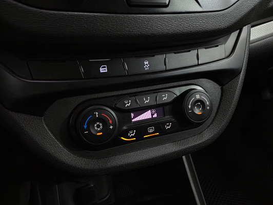 Lada (ВАЗ) Vesta Comfort, 2019 года, пробег 127270 км