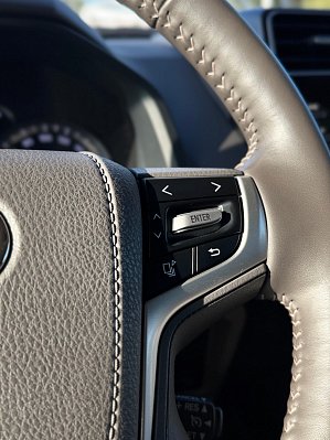 Toyota Land Cruiser Prado Люкс Safety (7 мест), 2021 года, пробег 143591 км