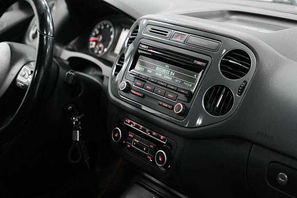 Volkswagen Tiguan Sochi Edition, 2013 года, пробег 212828 км