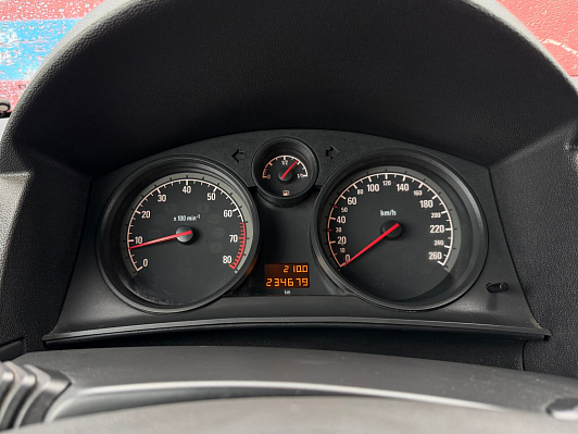 Opel Astra, 2012 года, пробег 234642 км