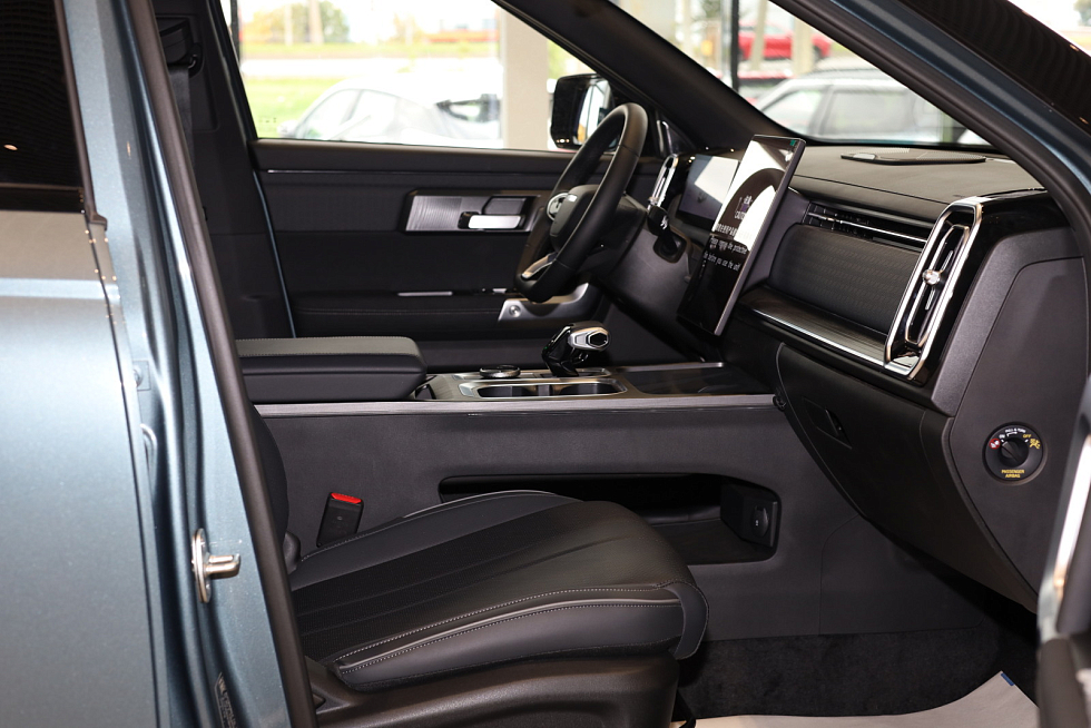 Jaecoo J7 Supreme, зеленый