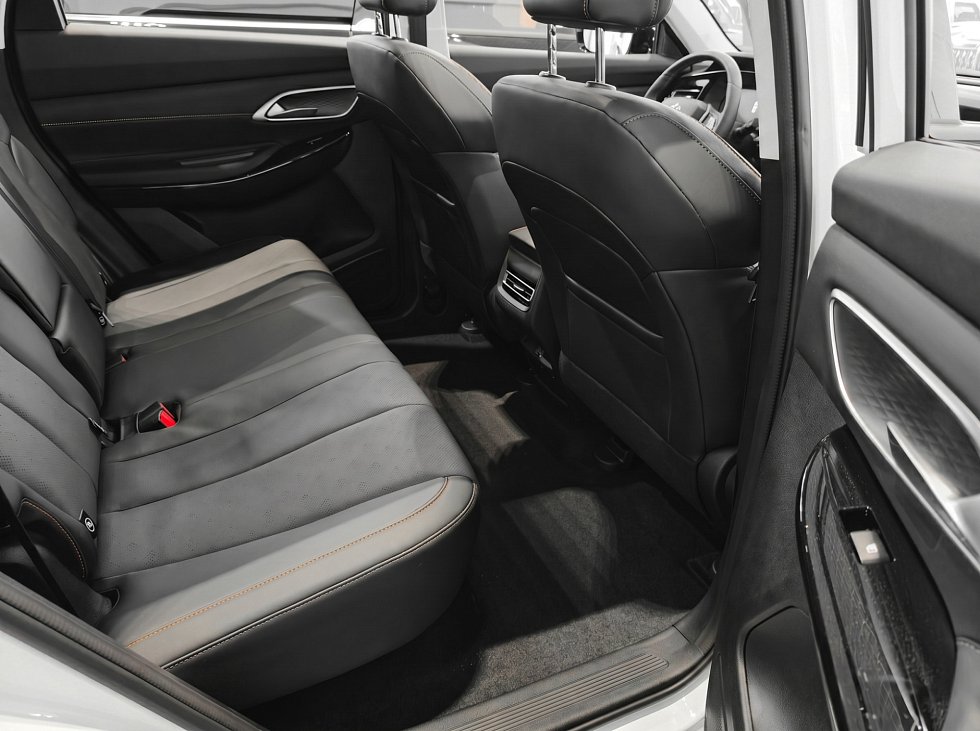 Changan CS75 Pro Комфорт 5 мест, белый