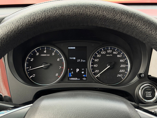 Mitsubishi Outlander Intense+, 2018 года, пробег 148000 км