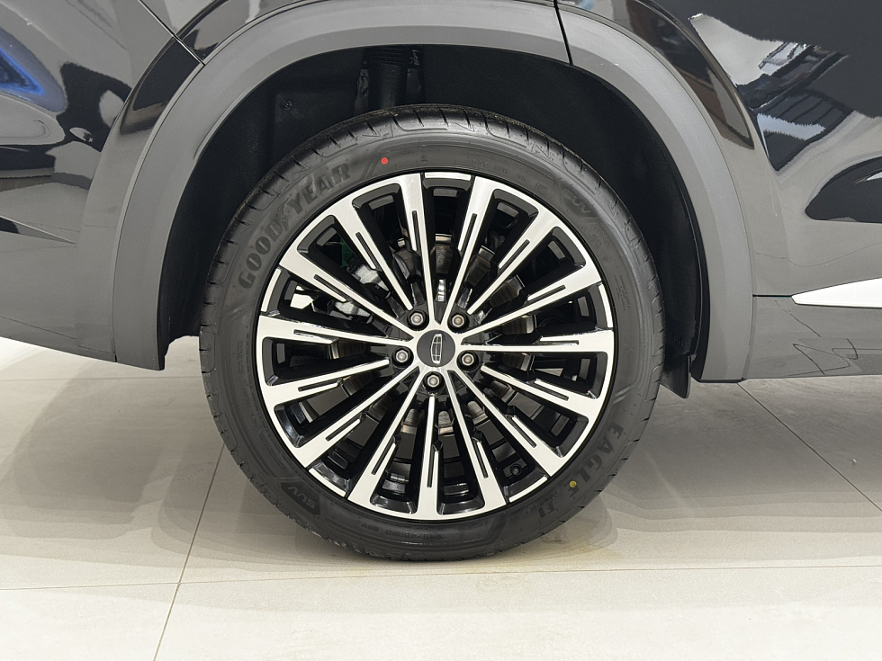 Geely Monjaro Flagship, черный