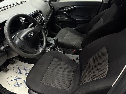 Lada (ВАЗ) Vesta 50 Anniversary, 2016 года, пробег 157227 км