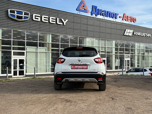 Renault Kaptur Style, 2017 года, пробег 88960 км
