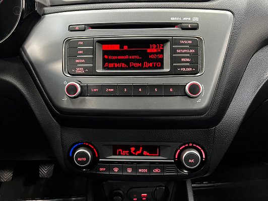 Kia Rio Luxe, 2015 года, пробег 239000 км