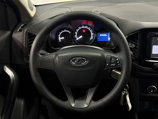 Lada (ВАЗ) XRAY Top Prestige (2015-2016), 2016 года, пробег 187000 км