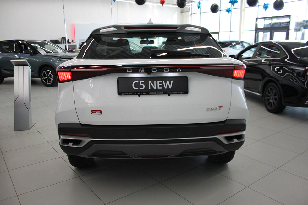 Omoda C5 Актив, белый