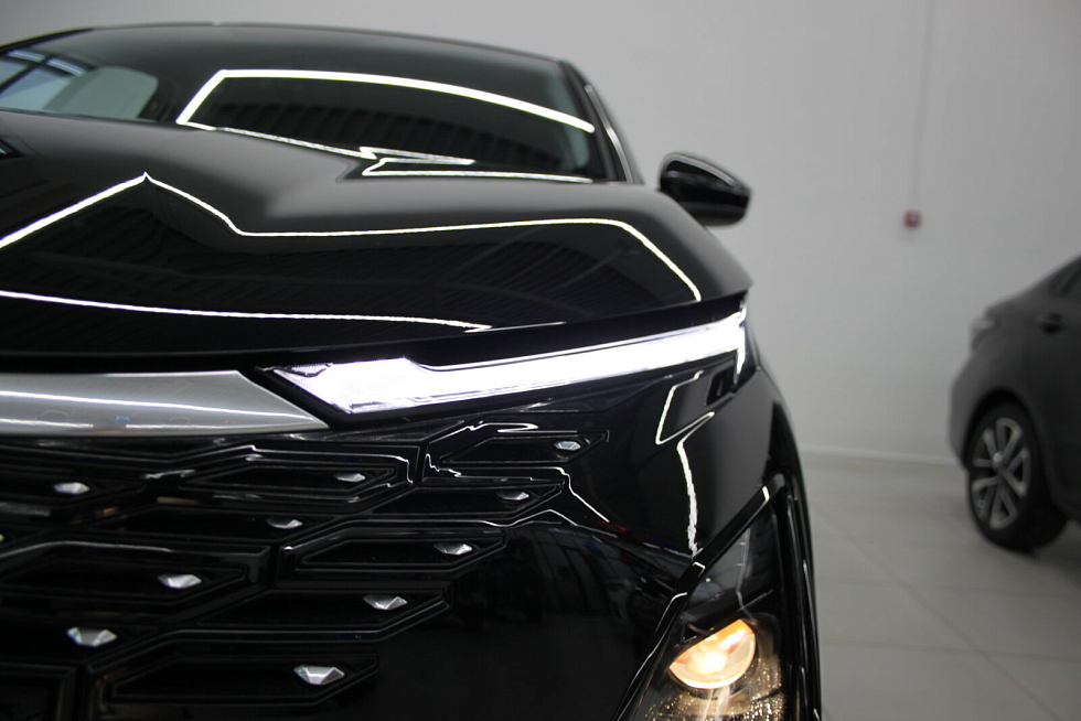 Omoda C5 Актив, черный