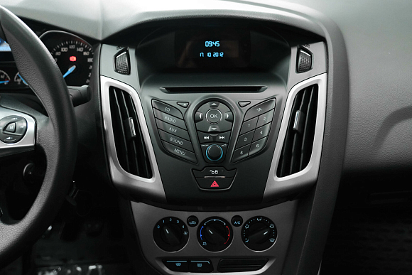 Ford Focus Trend, 2012 года, пробег 90790 км