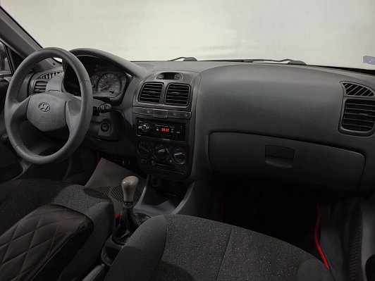 Hyundai Accent, 2008 года, пробег 240648 км