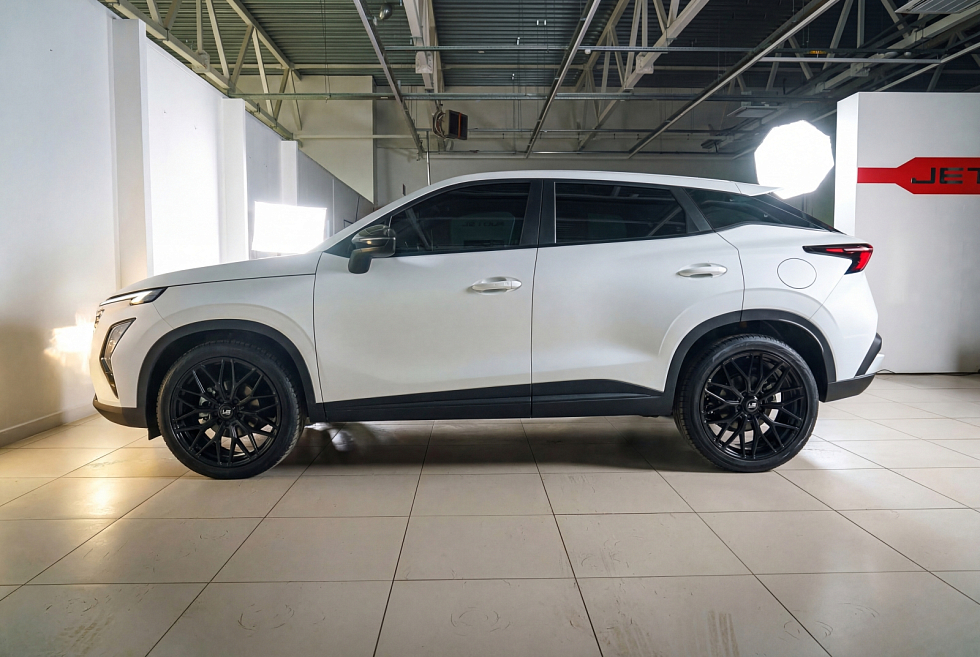 Omoda C5 Актив, белый