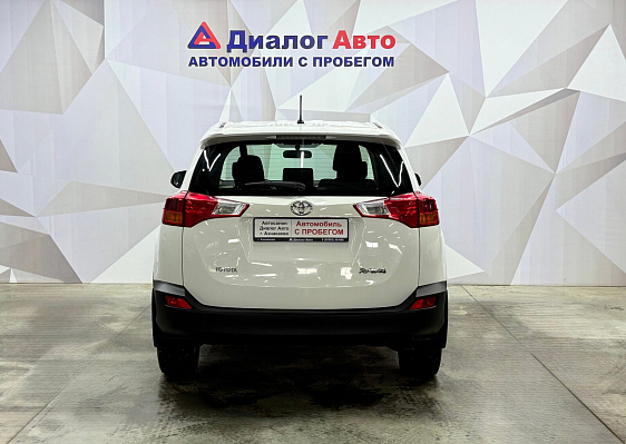 Toyota RAV4, 2014 года, пробег 123830 км