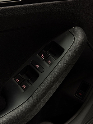 Volkswagen Jetta, 2014 года, пробег 207000 км