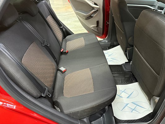 Lada (ВАЗ) Vesta Comfort Multimedia, 2017 года, пробег 105823 км