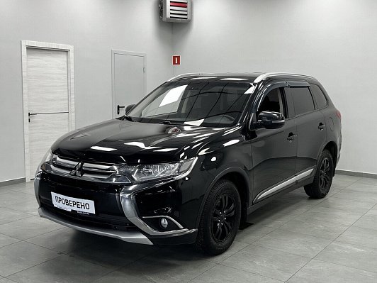 Mitsubishi Outlander Invite, 2018 года, пробег 136649 км