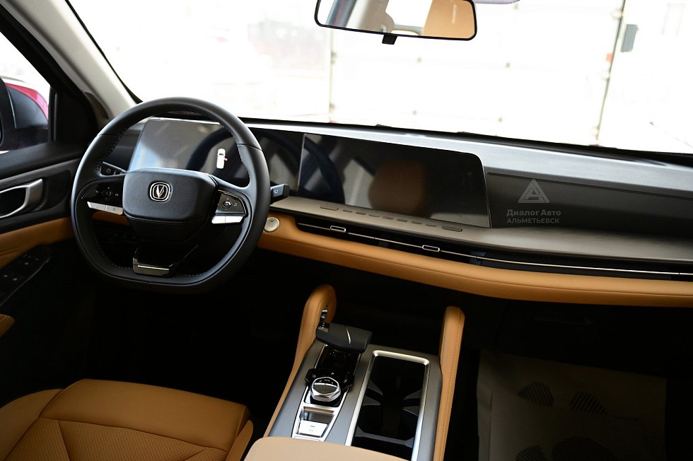 Changan Hunter Plus Люкс, красный