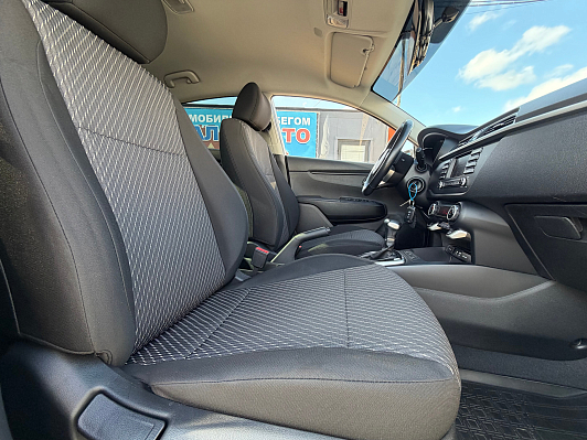 Kia Rio Лига Европы, 2017 года, пробег 35385 км