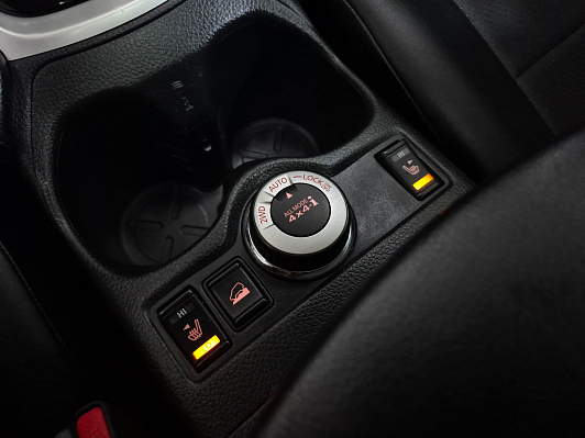 Nissan X-Trail SE+, 2015 года, пробег 206794 км