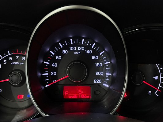 Kia Rio Comfort, 2015 года, пробег 261162 км