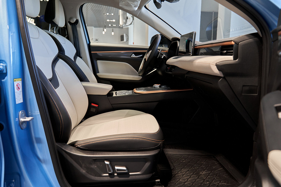 Haval Jolion Комфорт, голубой