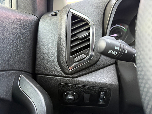 Lada (ВАЗ) XRAY Comfort, 2017 года, пробег 126000 км