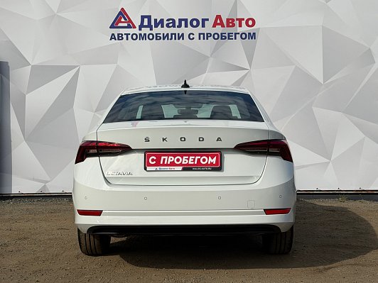 Skoda Octavia, 2021 года, пробег 112100 км