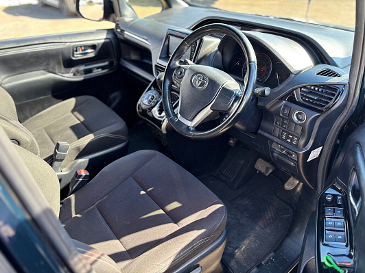 Toyota Esquire, 2018 года, пробег 137282 км