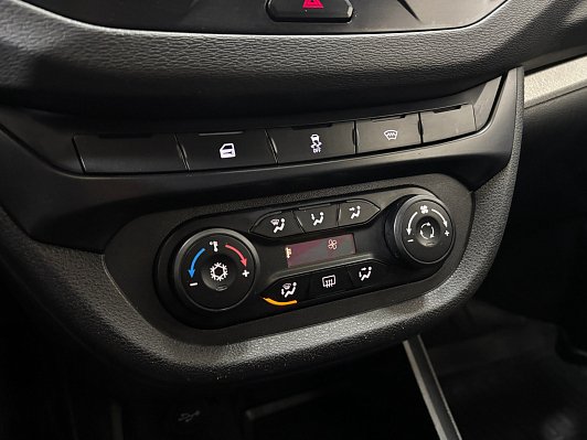 Lada (ВАЗ) Vesta Comfort Winter, 2020 года, пробег 61825 км