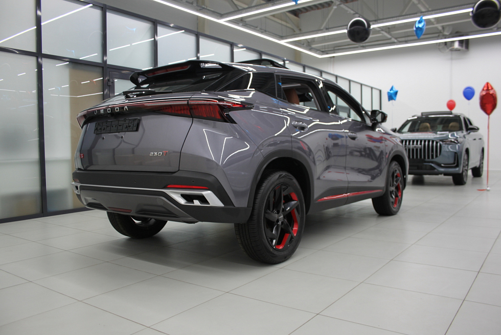 Omoda C5 Актив, серый