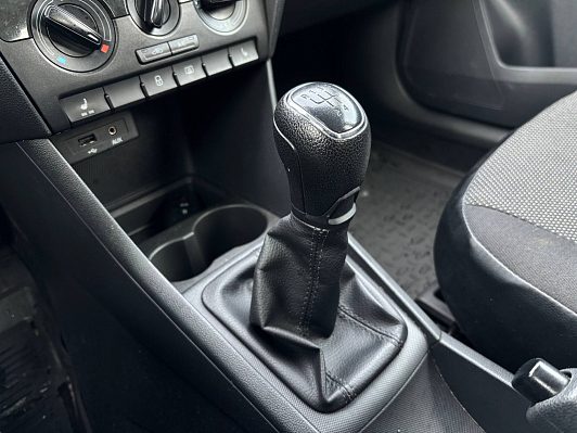 Skoda Rapid Hockey Edition Ambition, 2017 года, пробег 97000 км