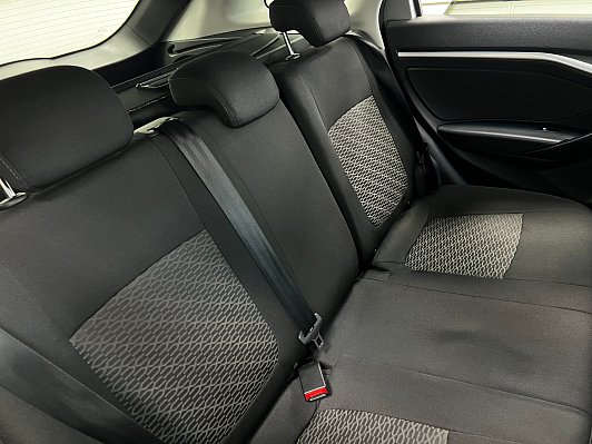 Lada (ВАЗ) Vesta Comfort, 2018 года, пробег 85000 км