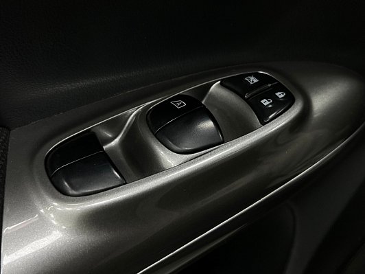 Nissan Juke XE, 2013 года, пробег 120158 км