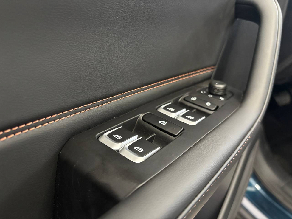 Geely Okavango Luxury, синий