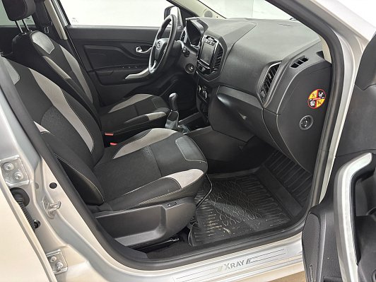 Lada (ВАЗ) XRAY Luxe Prestige, 2016 года, пробег 111030 км