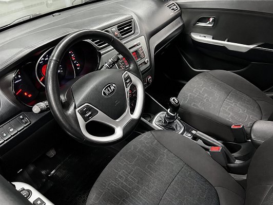 Kia Rio Luxe, 2015 года, пробег 239000 км