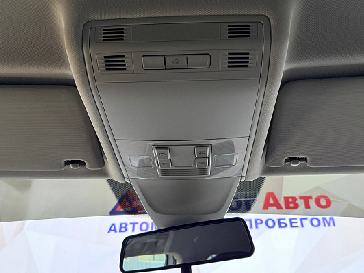 Volkswagen Tiguan CONNECT, 2020 года, пробег 111189 км