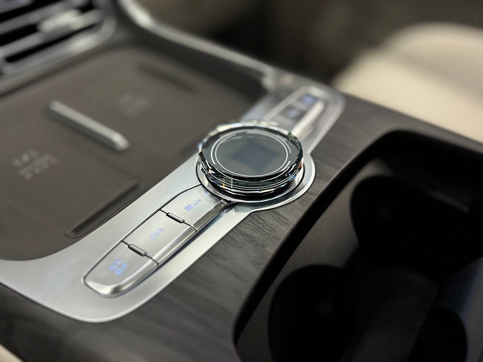 Geely Galaxy M9 Smart Drive, зеленый