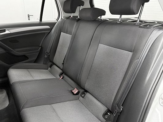 Volkswagen Golf, 2014 года, пробег 300000 км