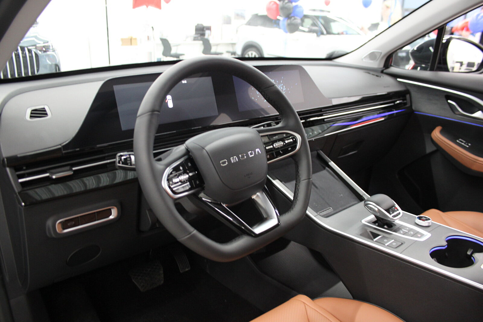 Omoda C5 Стиль, серый