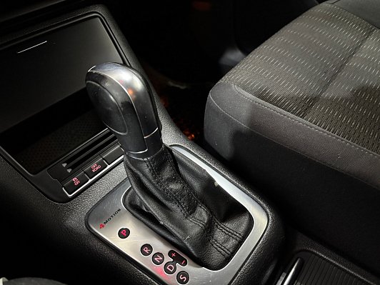 Volkswagen Tiguan CLUB, 2011 года, пробег 180774 км