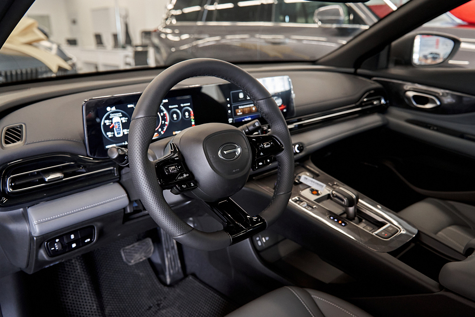 GAC Empow GL S-style, черный