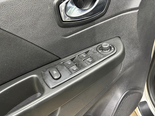 Renault Kaptur Drive, 2017 года, пробег 108155 км