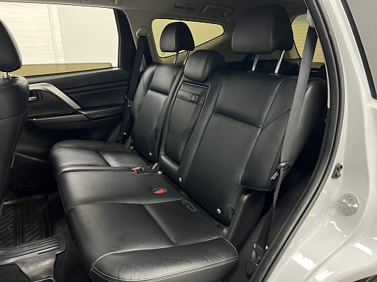 Mitsubishi Pajero Sport Ultimate, 2020 года, пробег 119012 км