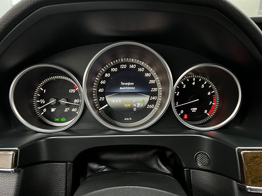 Mercedes-Benz E-Класс E200 Особая серия, 2015 года, пробег 247481 км