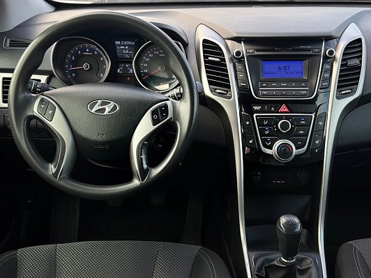 Hyundai i30 Classic, 2013 года, пробег 216013 км