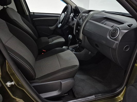 Renault Duster Expression, 2015 года, пробег 195068 км